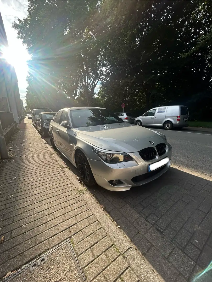 BMW 523 523i M-Paket - 2