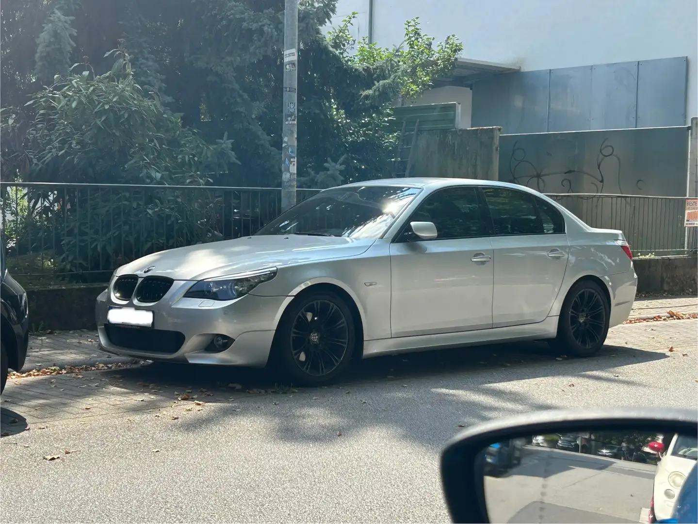 BMW 523 523i M-Paket - 1