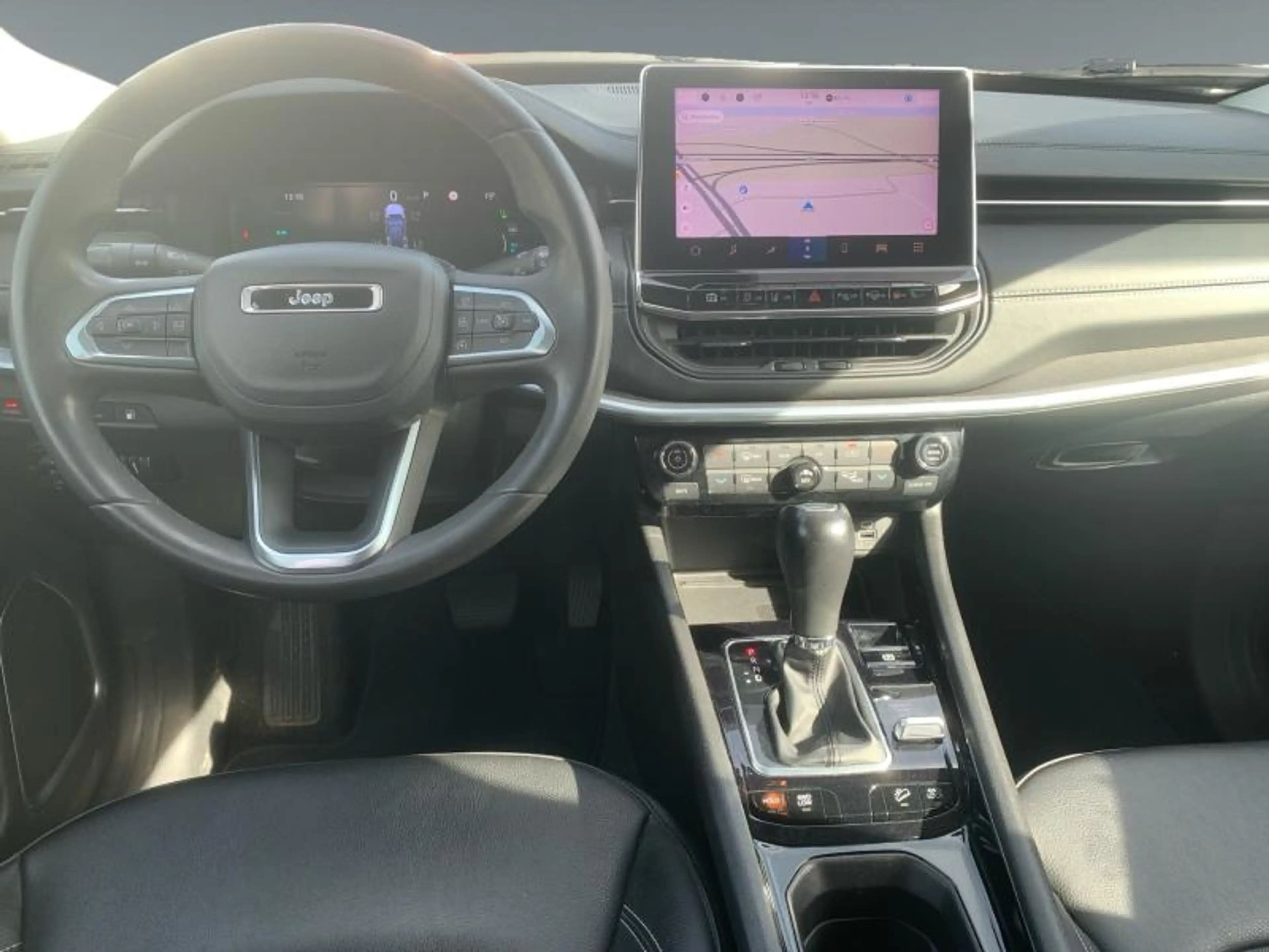 Jeep Compass Limited 1.3 PHEV — photo 10