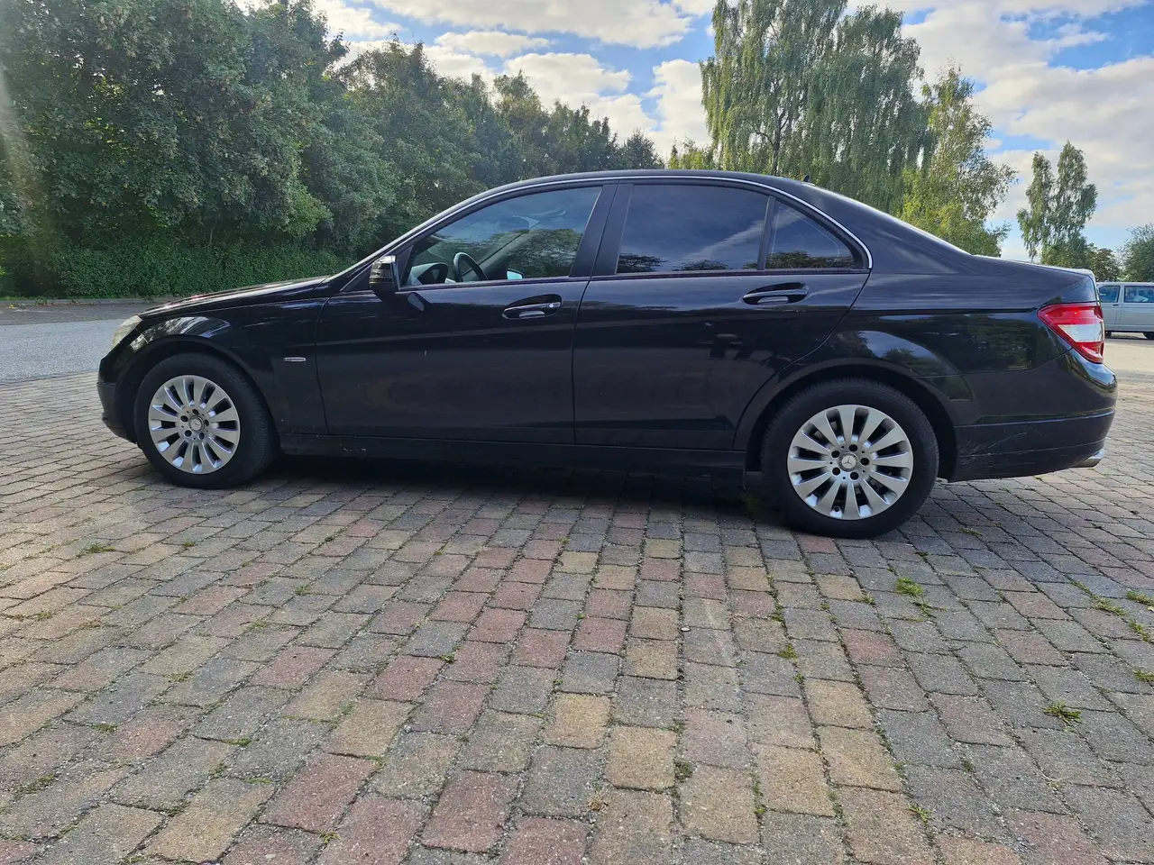 Mercedes-Benz C 220