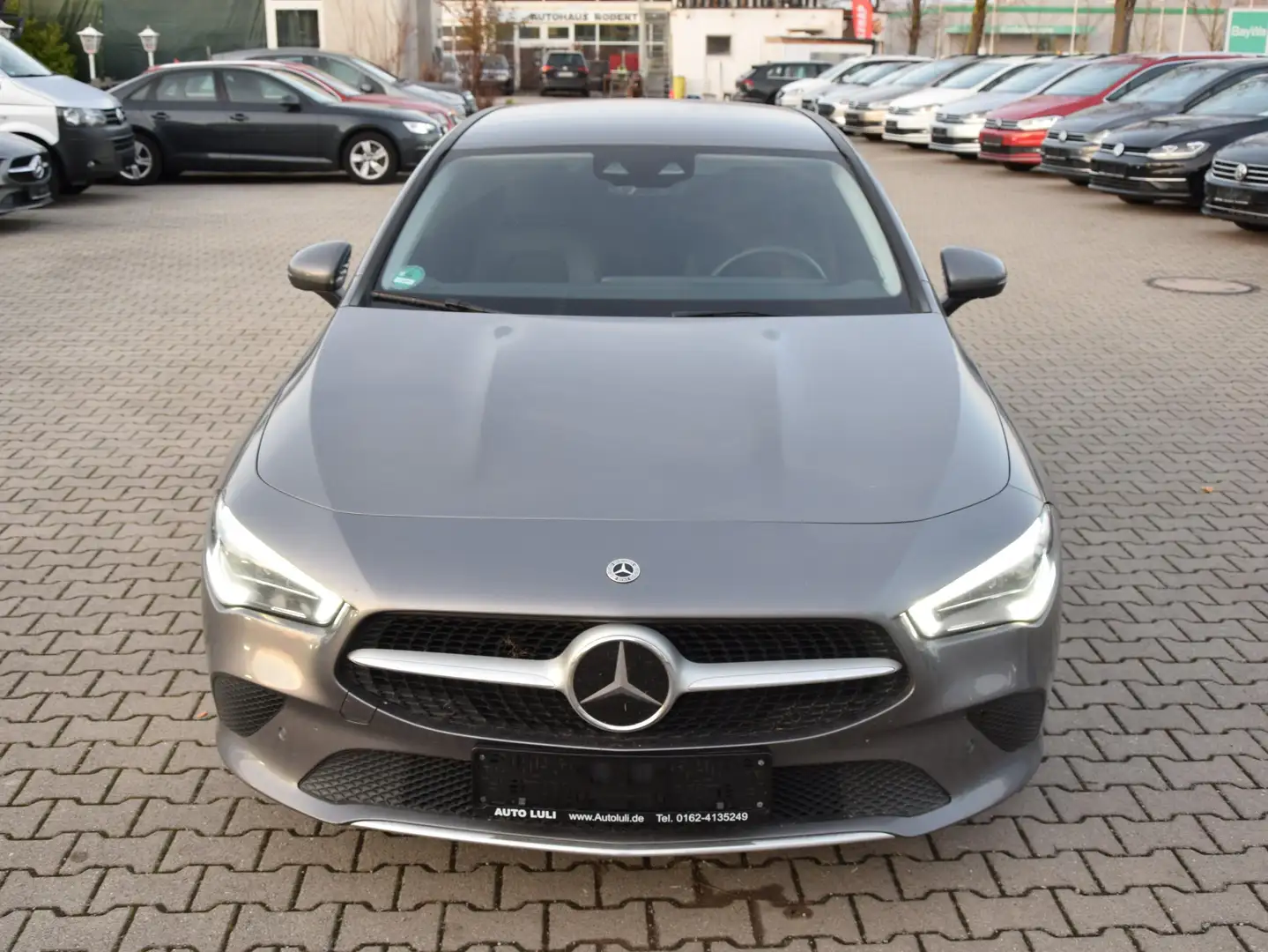 Mercedes-Benz CLA 180 CLA 180 d (118.610) Grau - 2