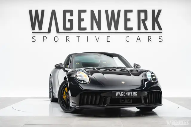Porsche 992 Targa 4 GTS T-Hybrid CARBONPAKET PCCB PDCC LIFT N