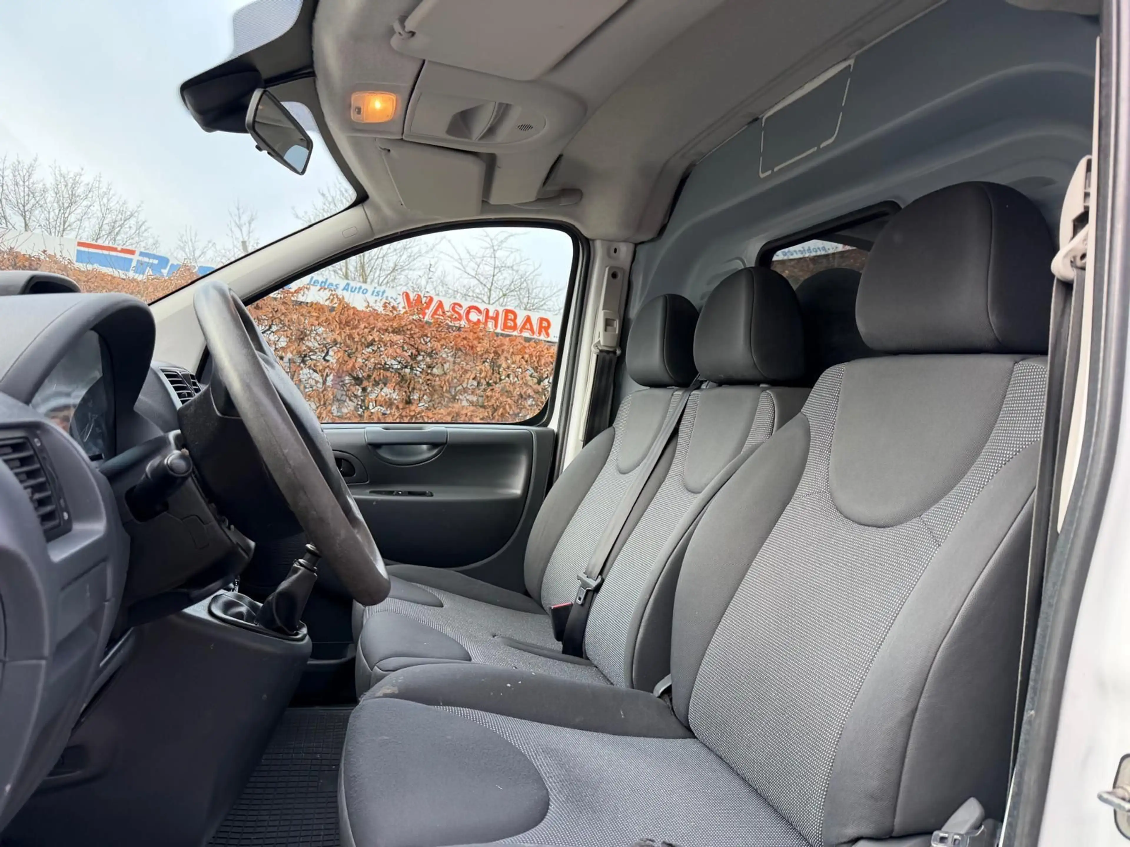Peugeot Expert Kasten L2H2 COOL In Kasten TÜV NEU — photo 11
