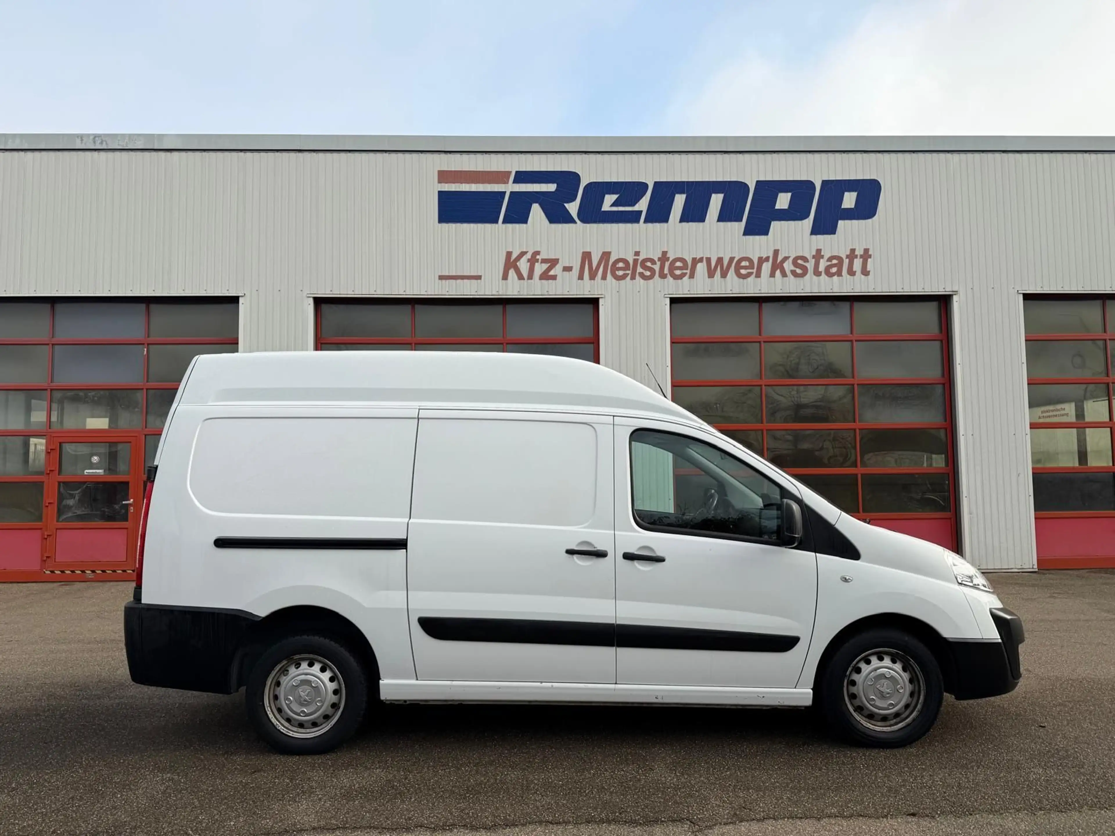 Peugeot Expert Kasten L2H2 COOL In Kasten TÜV NEU — photo 8