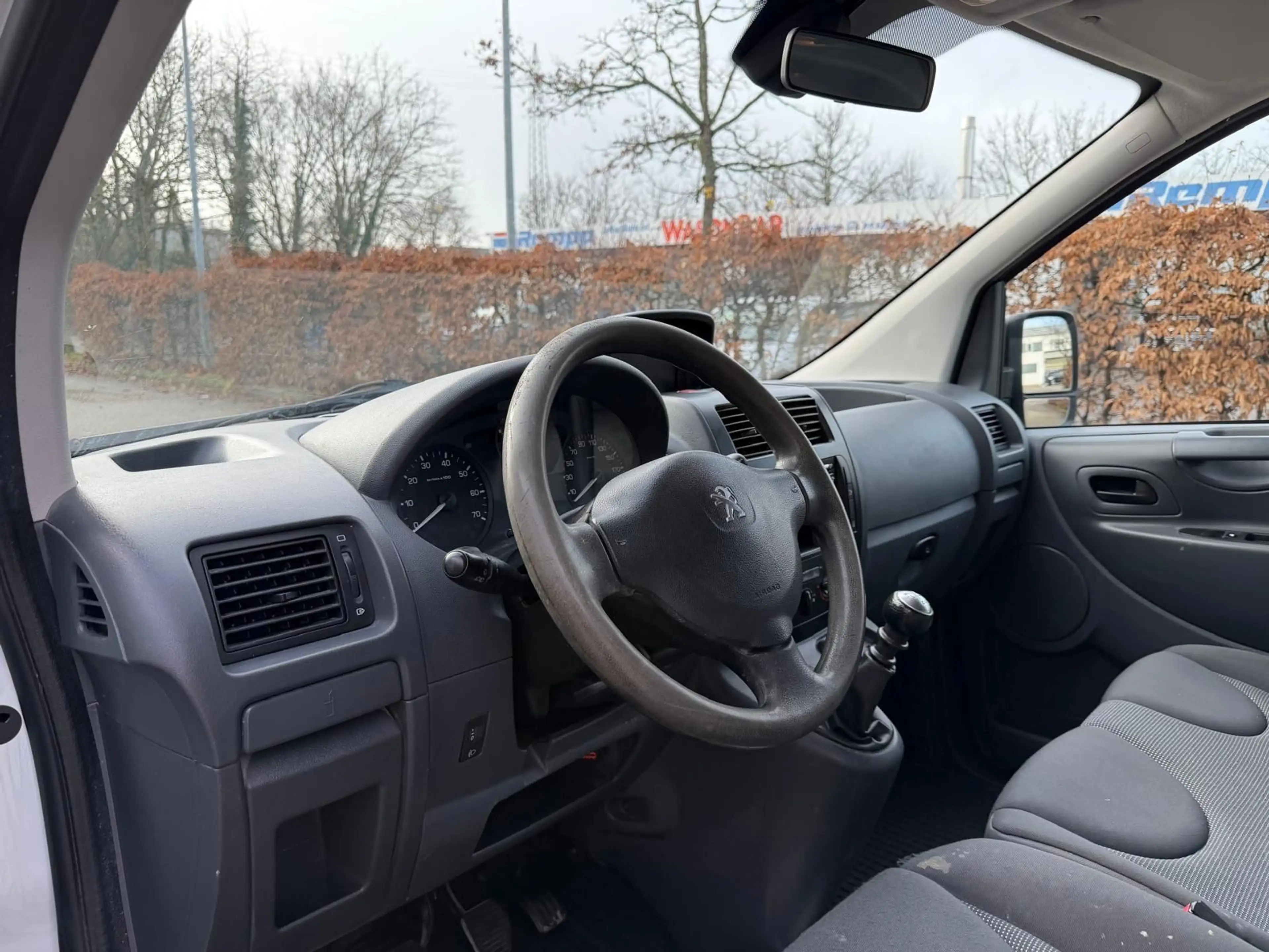 Peugeot Expert Kasten L2H2 COOL In Kasten TÜV NEU — photo 12