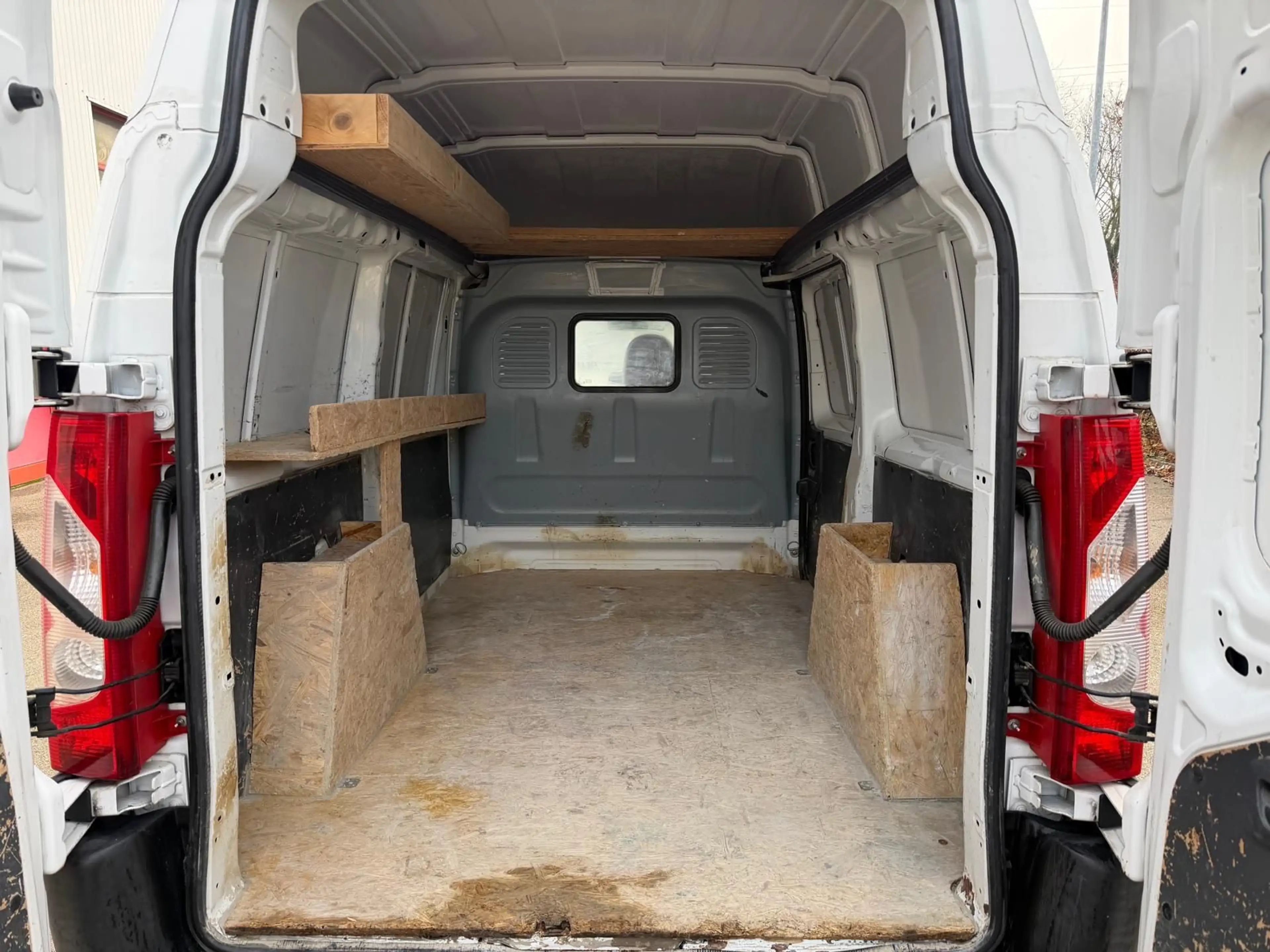 Peugeot Expert Kasten L2H2 COOL In Kasten TÜV NEU — photo 10