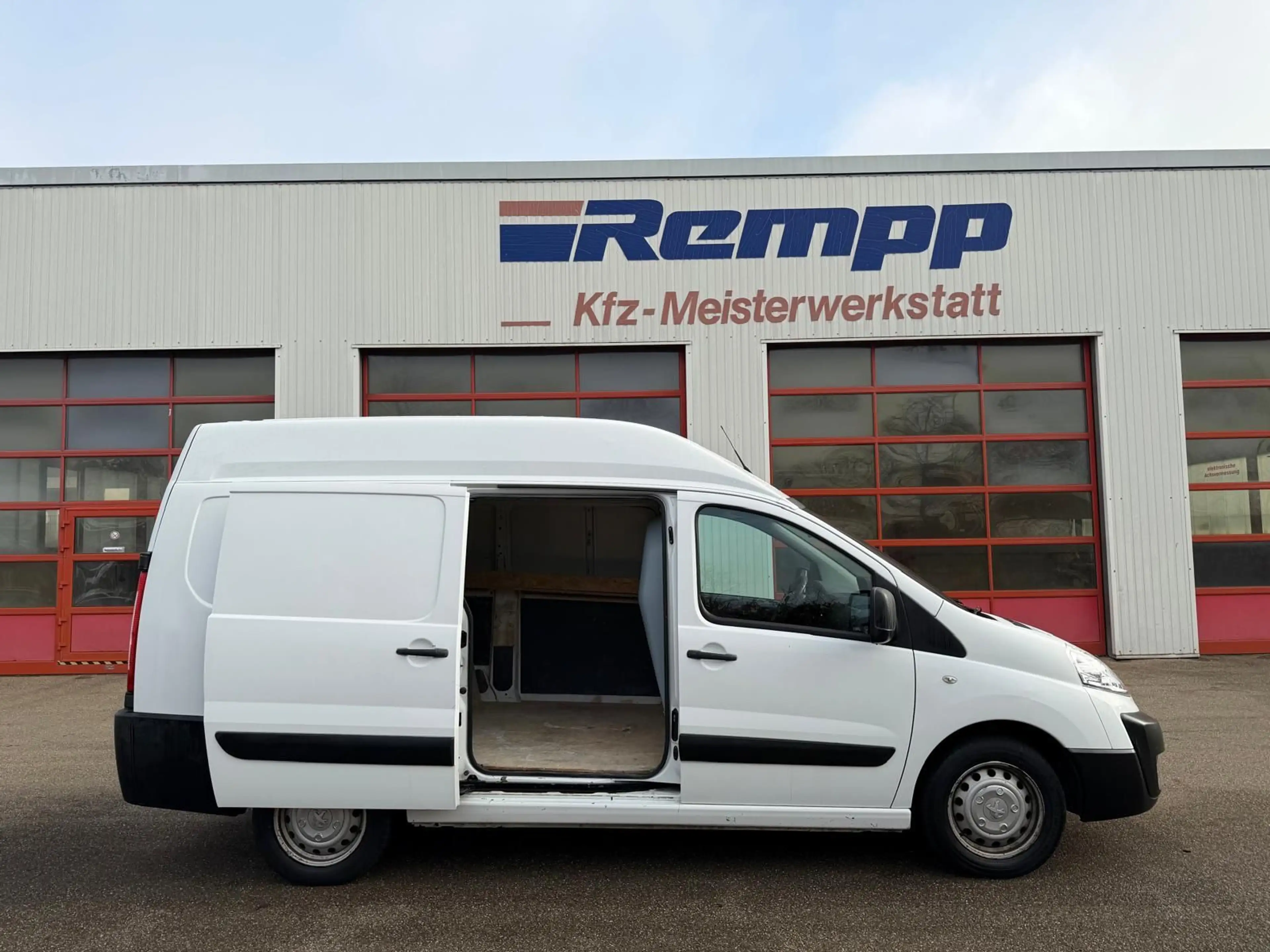 Peugeot Expert Kasten L2H2 COOL In Kasten TÜV NEU — photo 9