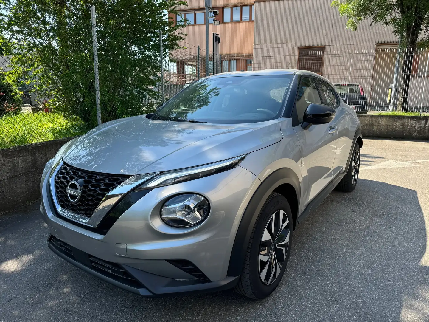Nissan Juke 1.0 dig-t BUSINESS  114CV NAVI+RETR. Grigio - 1