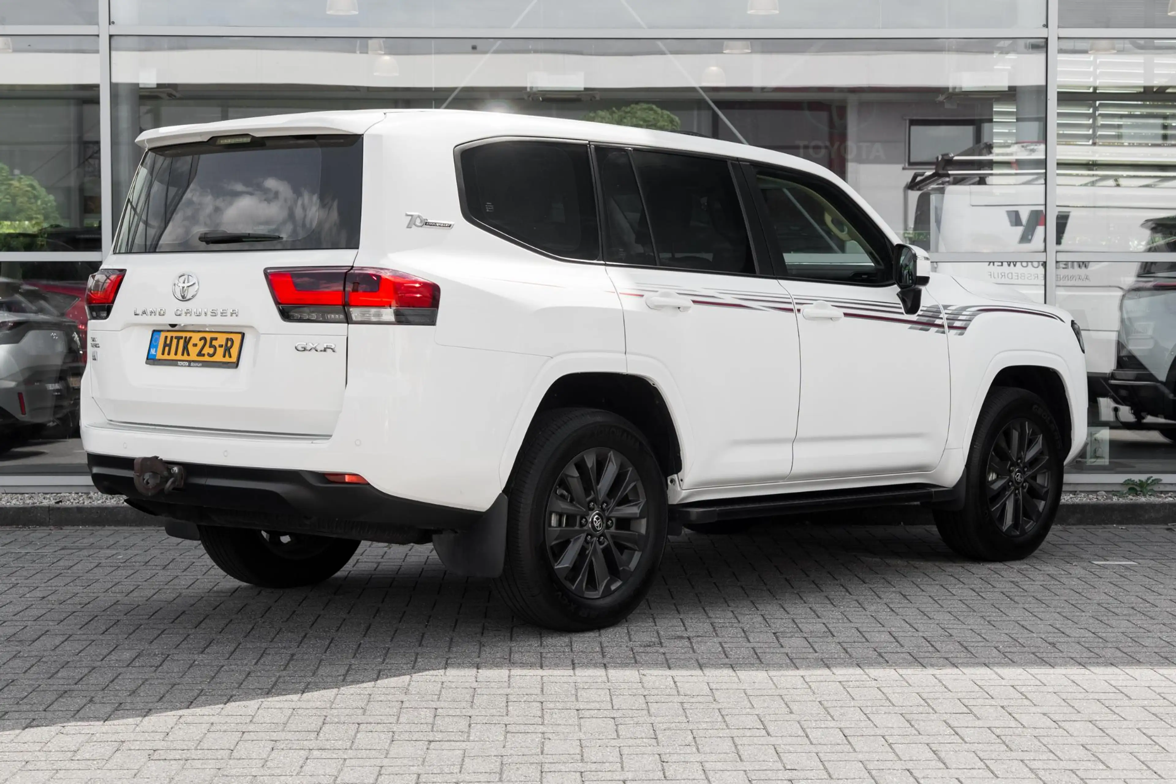 Toyota Land Cruiser 70th. Anniversary 300 3.5 V6 TwinTurbo 409 PK — photo 2
