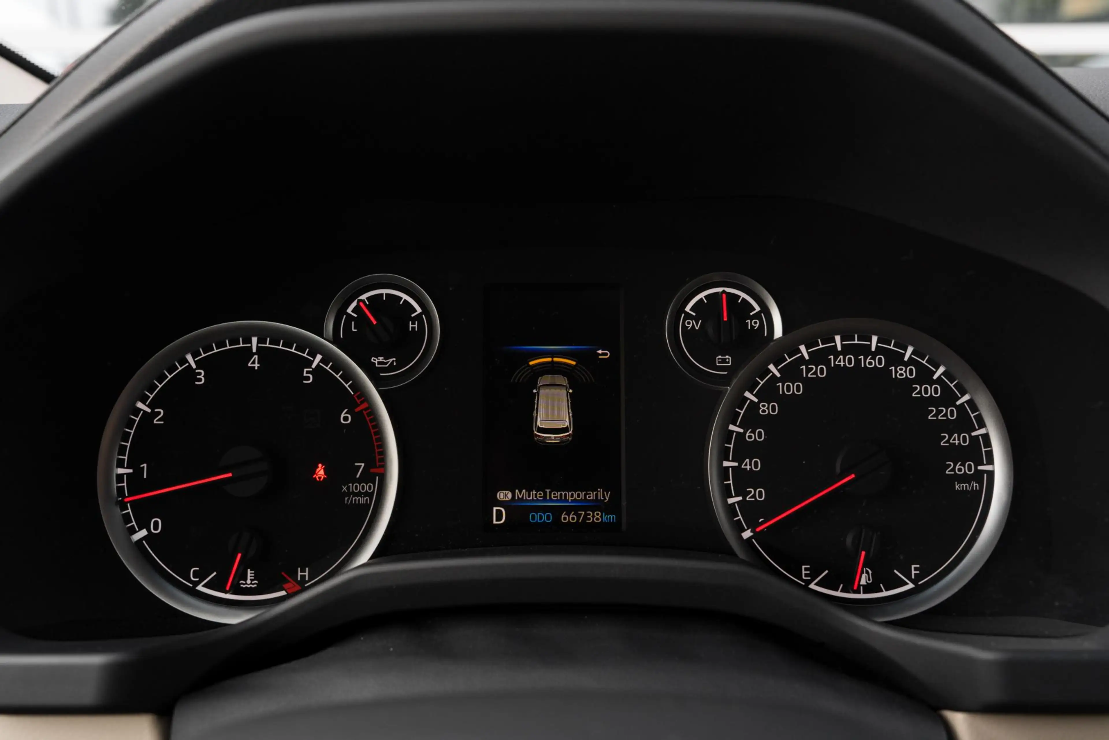 Toyota Land Cruiser 70th. Anniversary 300 3.5 V6 TwinTurbo 409 PK — photo 6