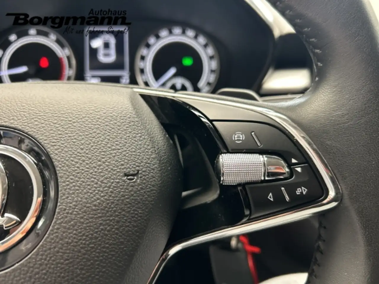Skoda Fabia Ambition Apple CarPlay Android Auto, миниатюра 11