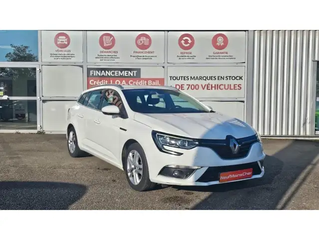 Renault Zen 1.5 Energy dCi 90cv + ATTELAGE + RADAR AV + ROUE DE SECOURS