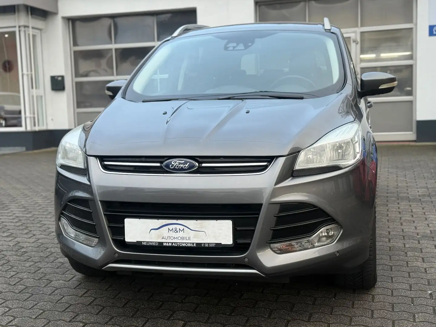 Ford Kuga Titanium 2.0d 4x4 140Ps | Navi | SHZ | PDC Grijs - 2