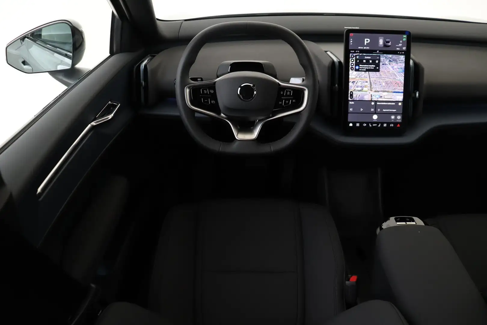 Volvo EX30 SINGLE MOTOR PLUS 51 kWh -CLIMATE|CARPLAY|CAMERA|A Grijs - 2