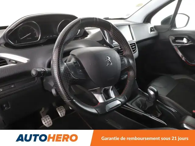 Peugeot 2008 view 11