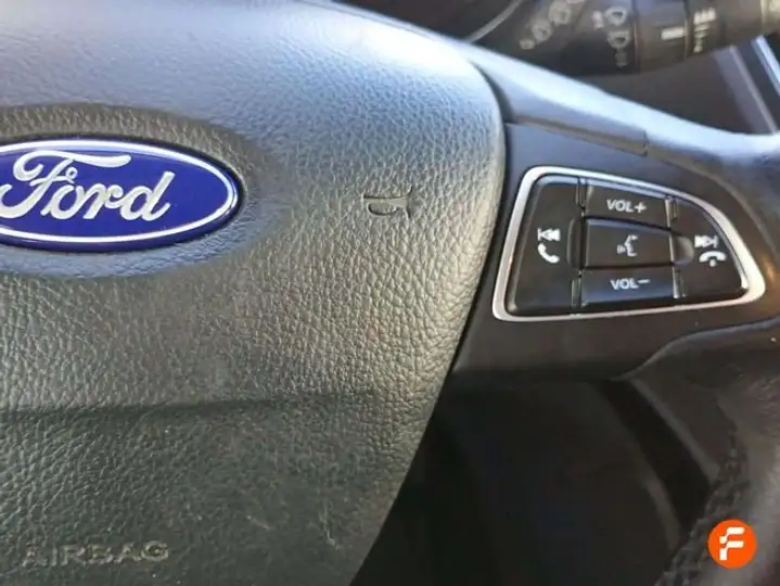 Ford C-Max 2018, foto 16