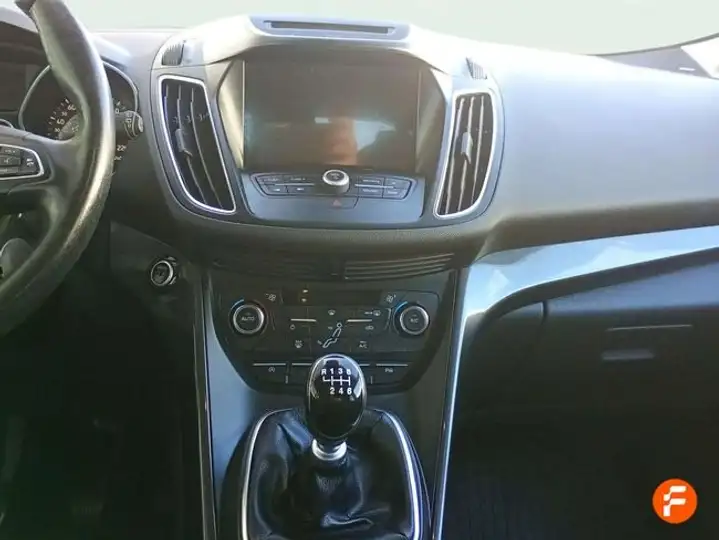 Ford C-Max 2018, foto 10