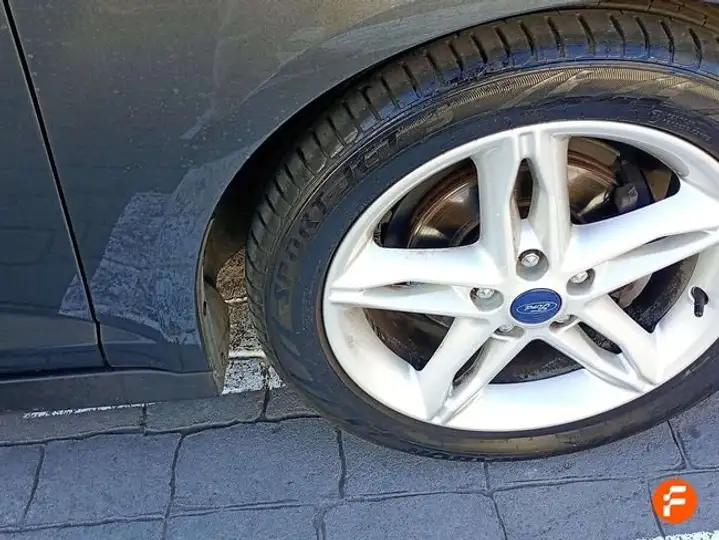 Ford C-Max 2018, foto 19