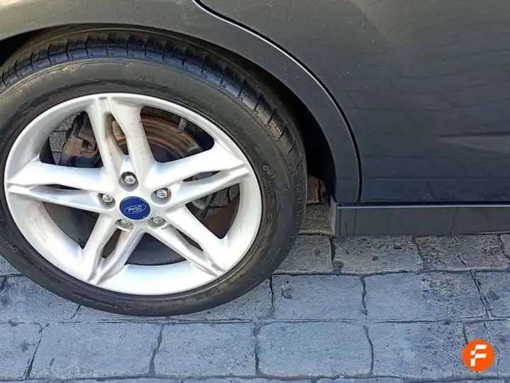 Ford C-Max 2018, foto 18