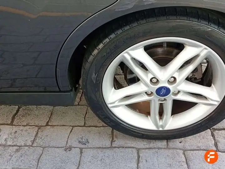 Ford C-Max 2018, foto 20
