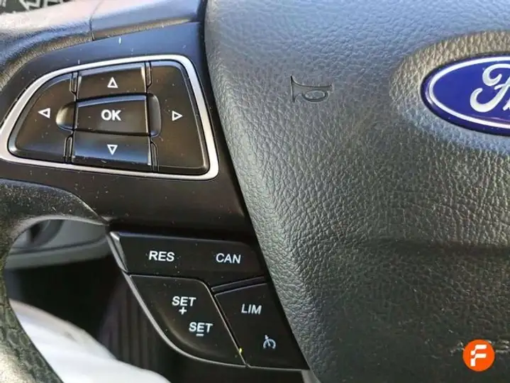 Ford C-Max 2018, foto 15