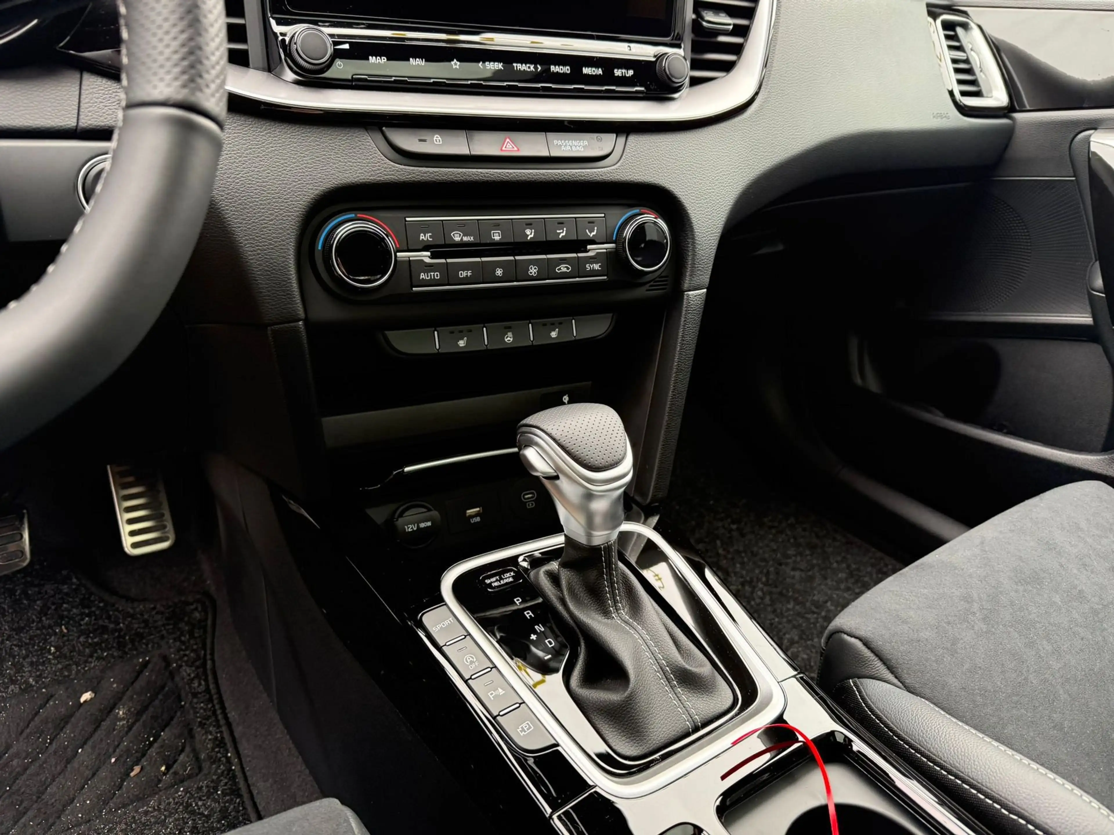 Kia ProCeed / pro_cee'd Proceed GT line 1.5 DCT - panodak - premiumpack — photo 11