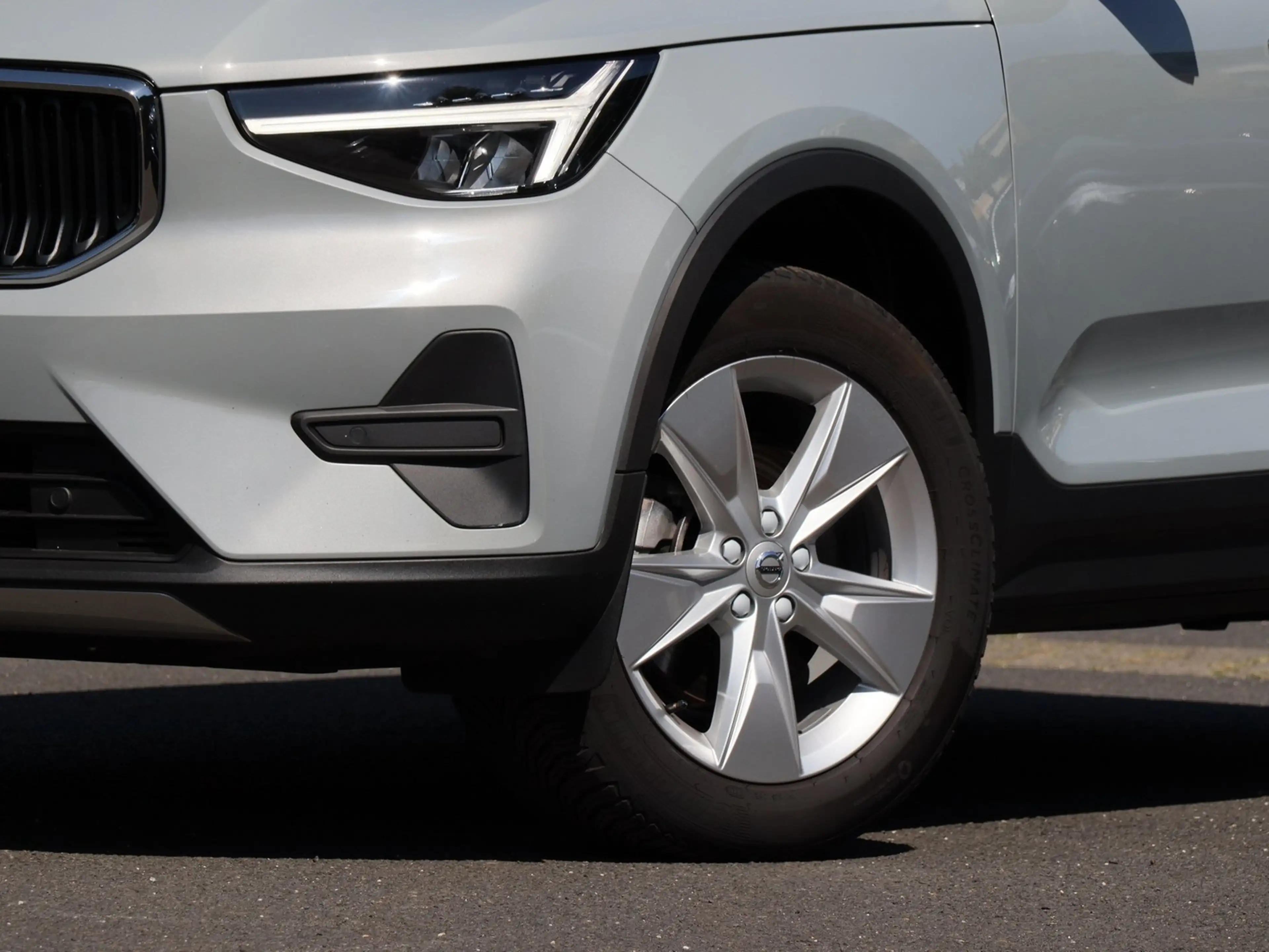 Volvo XC40 B3 Core #PDC/RFK/Google/LED/Klima/Navi — photo 5