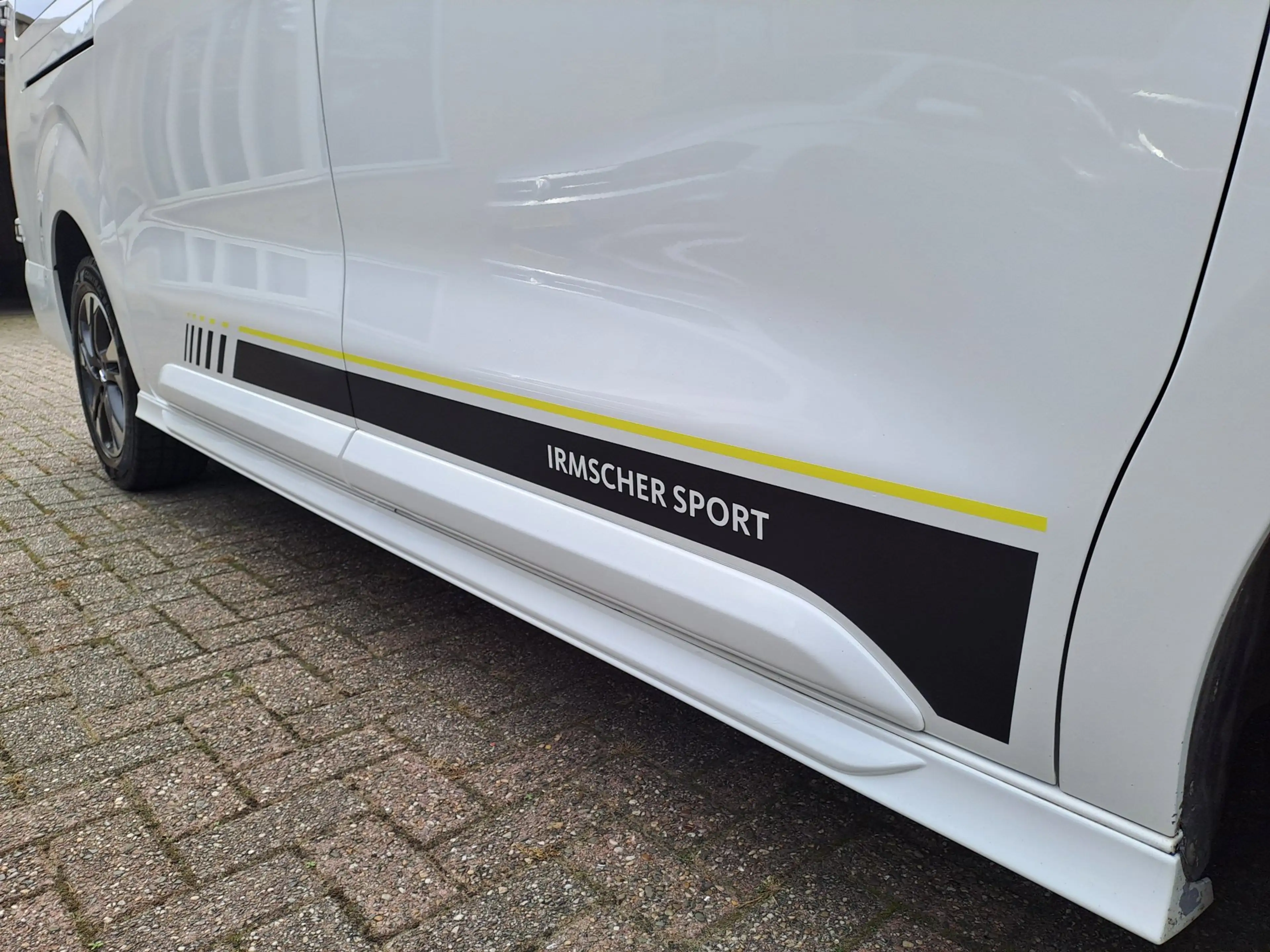Opel Vivaro 2.0 CDTI L3H1 Irmscher Sport — photo 10