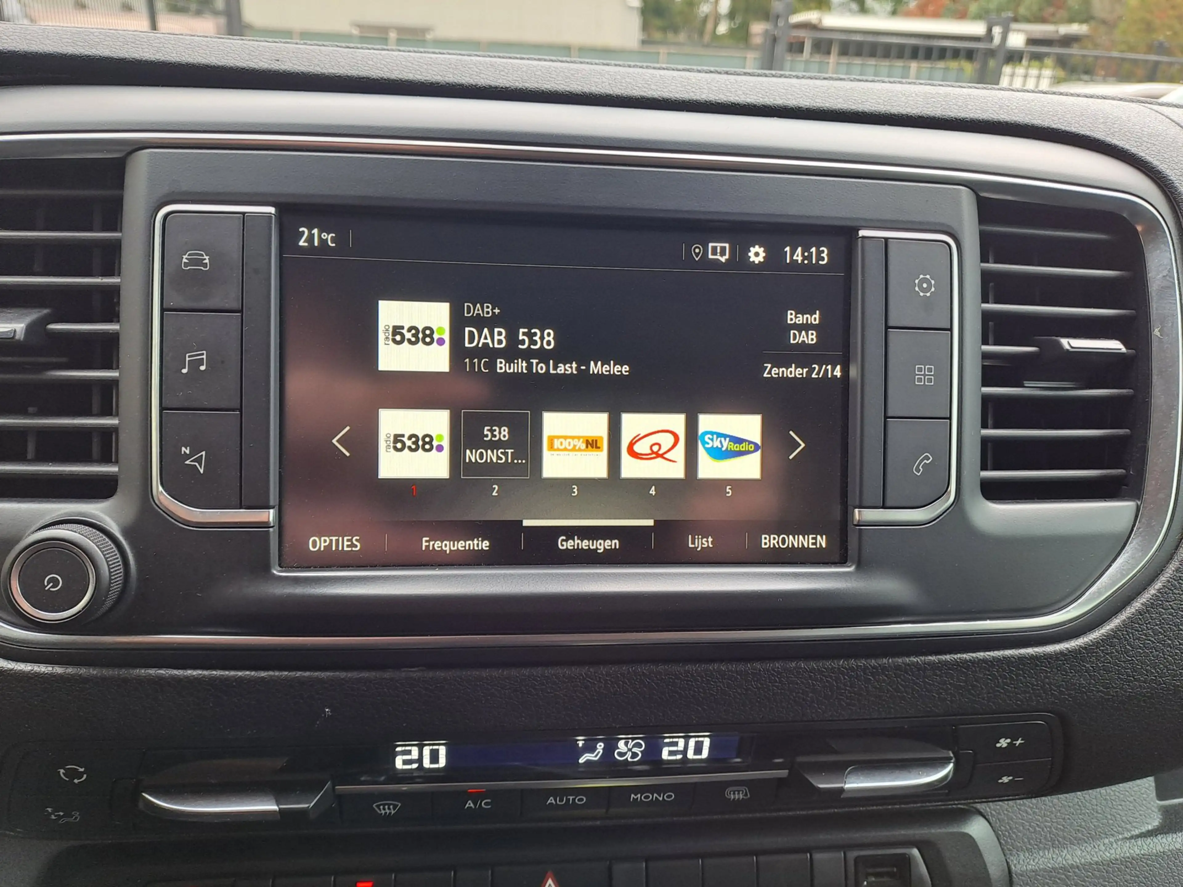 Opel Vivaro 2.0 CDTI L3H1 Irmscher Sport — photo 24