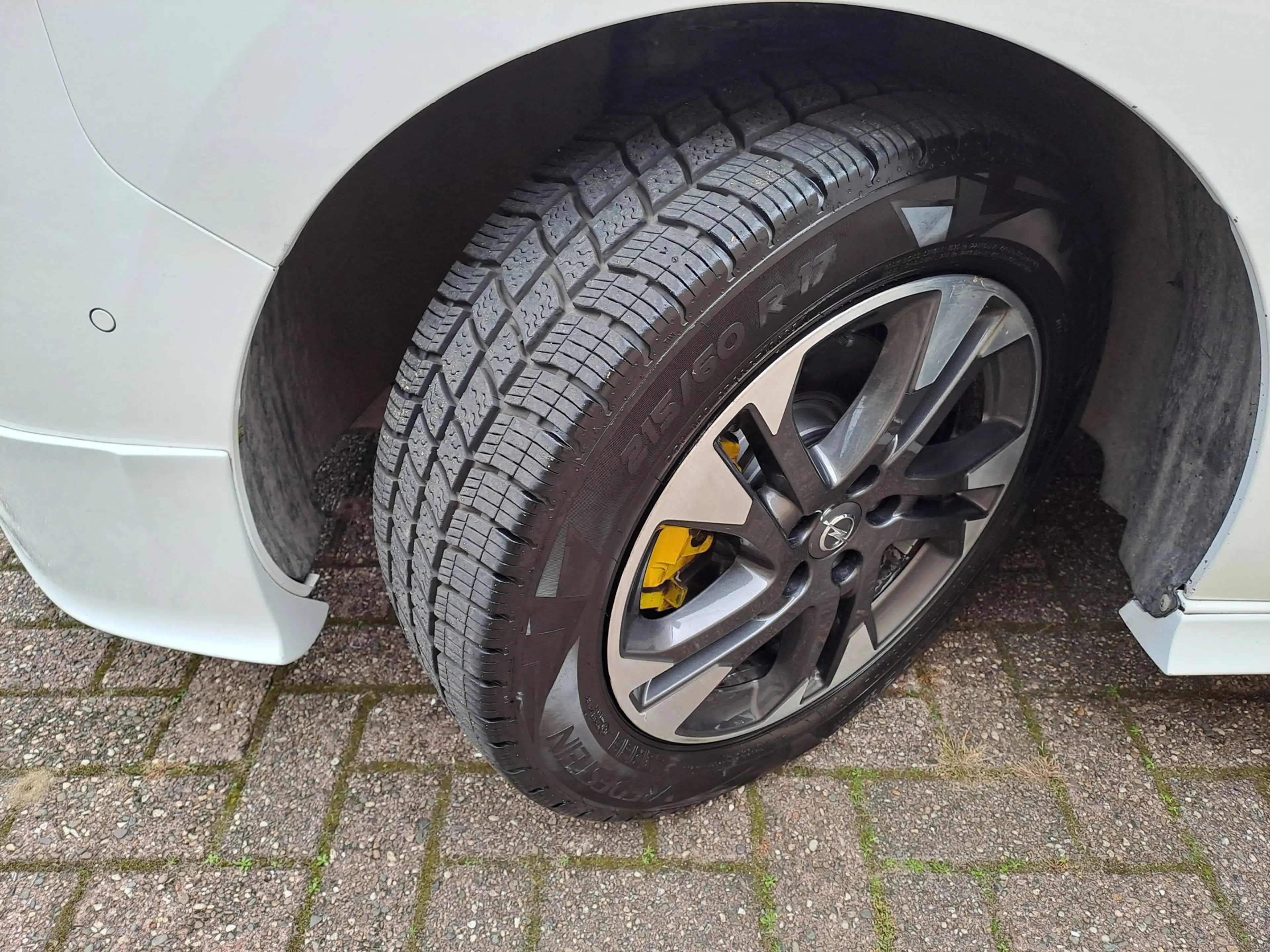 Opel Vivaro 2.0 CDTI L3H1 Irmscher Sport — photo 15