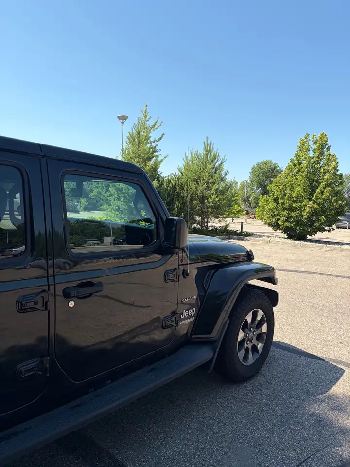 Jeep Wrangler photo Jeep Wrangler