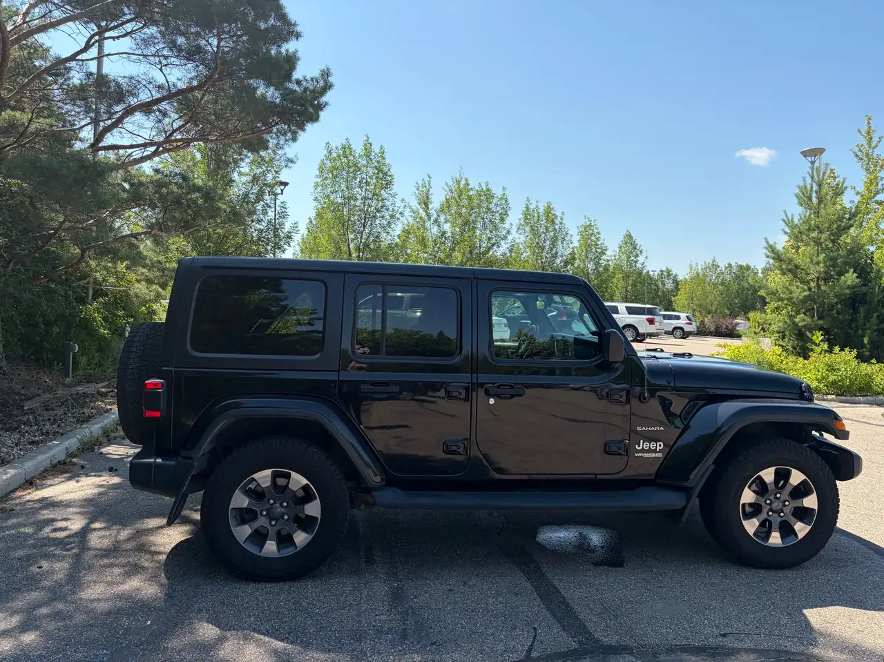 Jeep Wrangler photo Jeep Wrangler