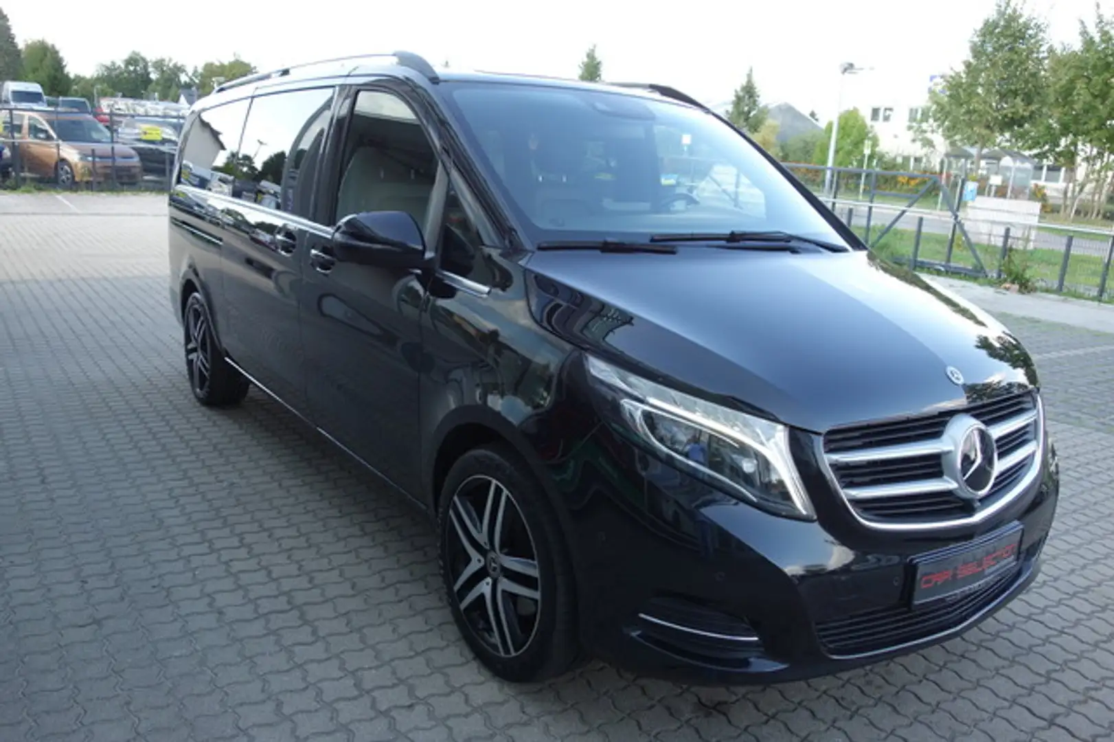 Mercedes-Benz V 220 d 4Mat extralang Avantg 3xeTÜR/STDHZG/ACC Zwart - 2