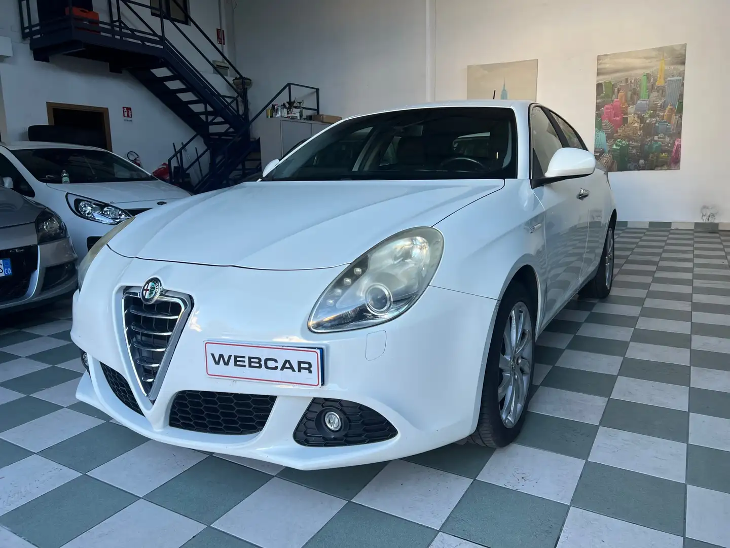 Alfa Romeo Giulietta 1.4 t. m.air Distinctive 170cv Weiß - 1