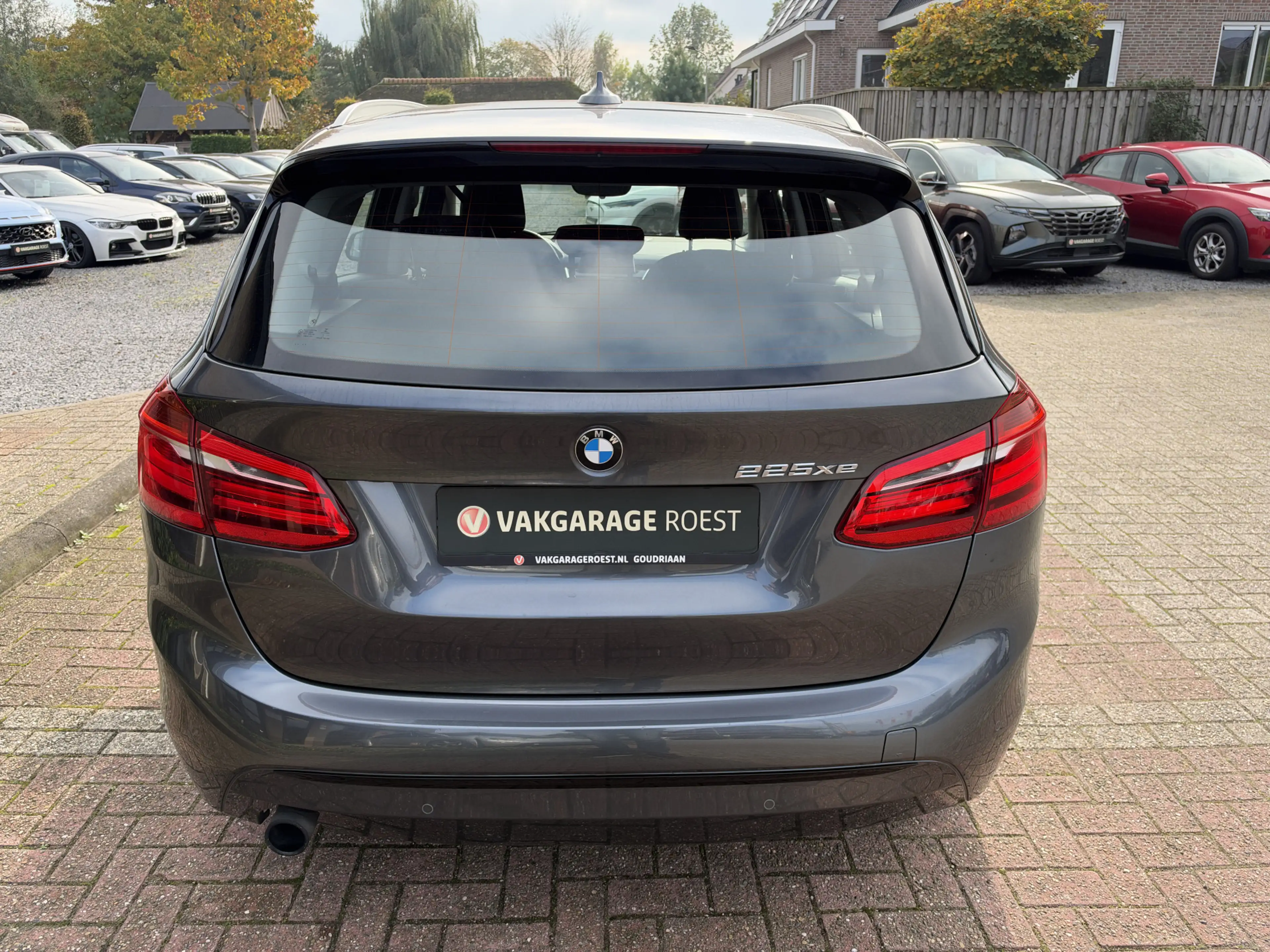 BMW 225 2-serie Active Tourer 225xe iPerformance Executive — photo 17