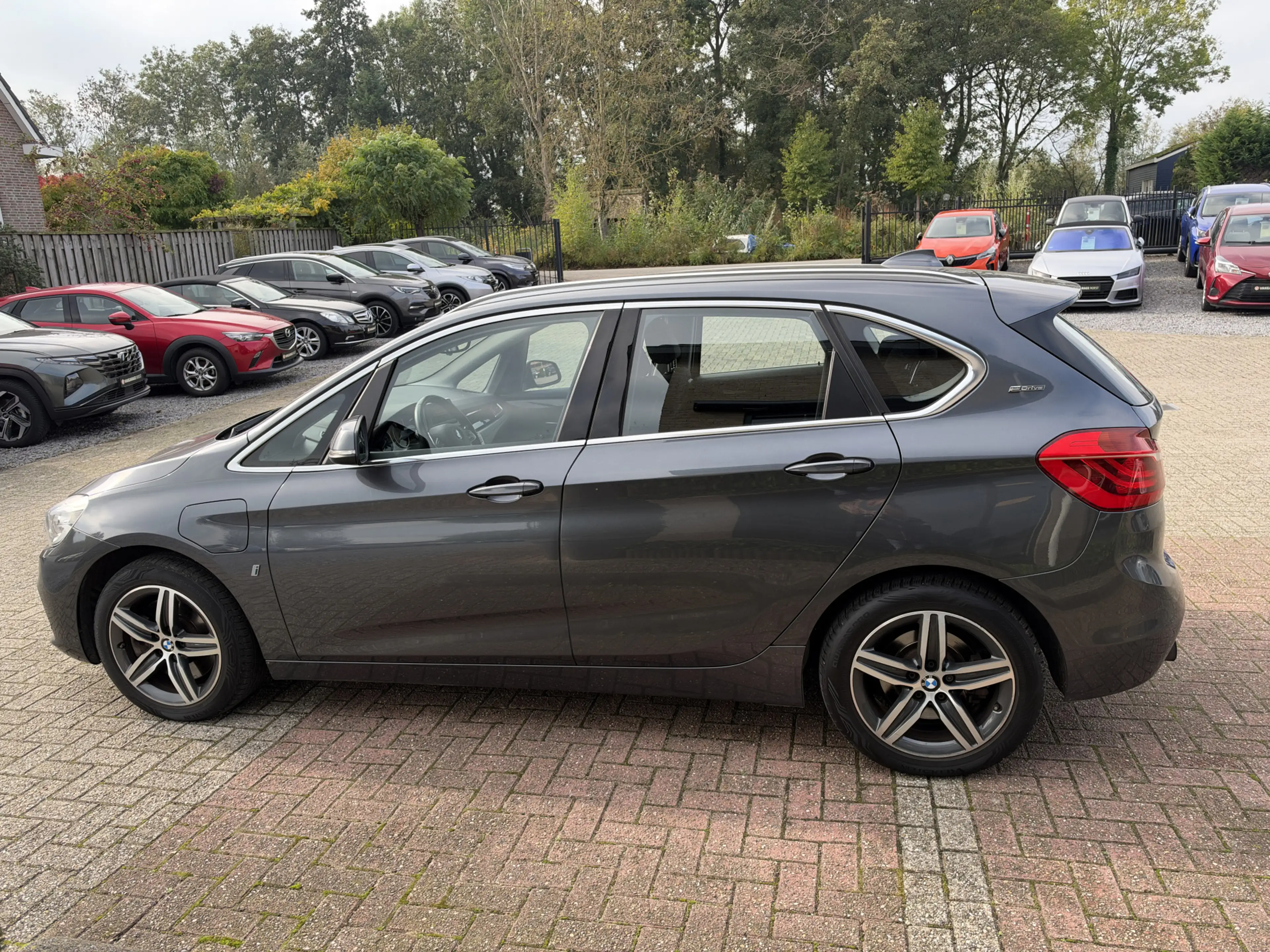 BMW 225 2-serie Active Tourer 225xe iPerformance Executive — photo 19