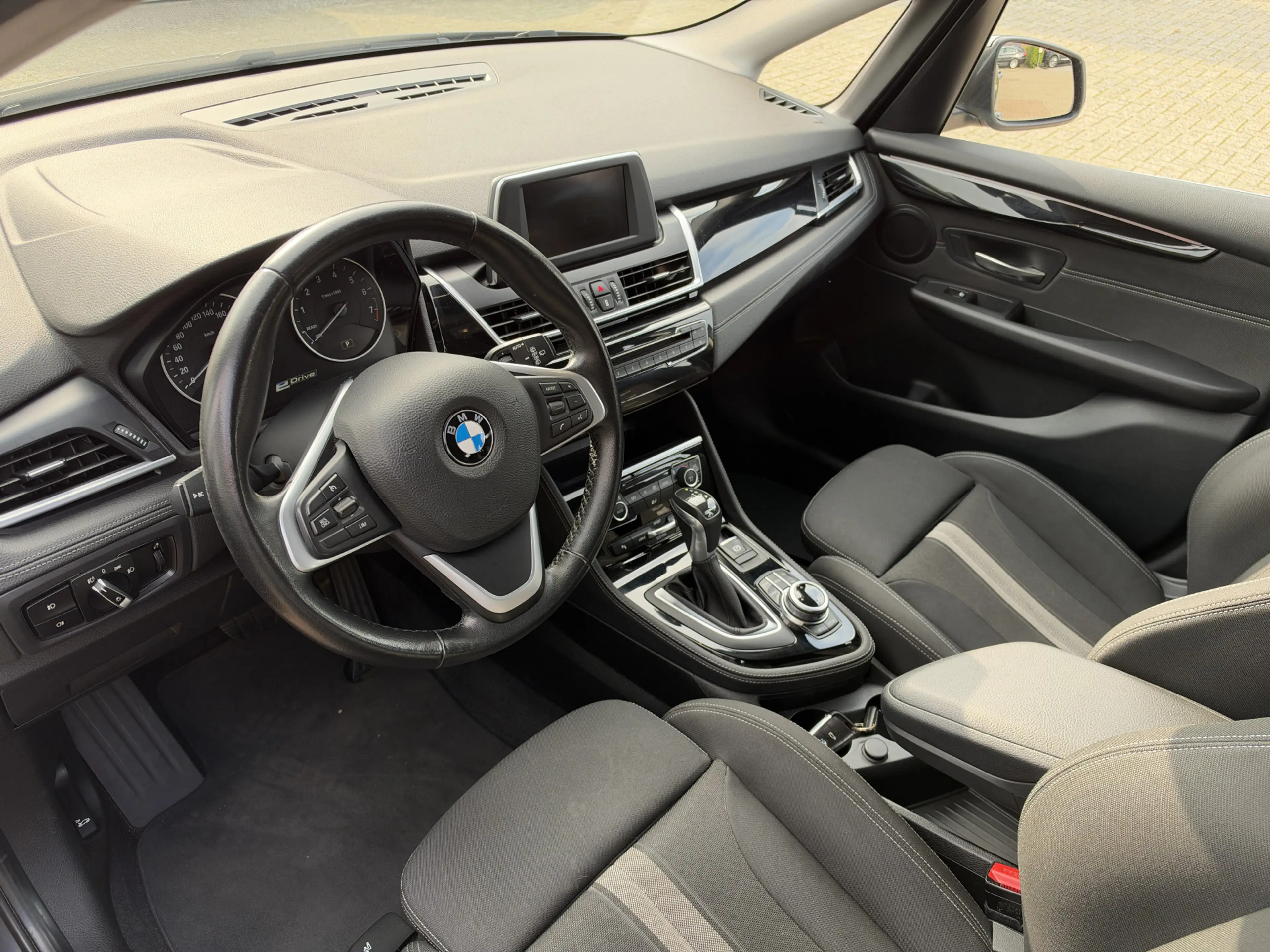 BMW 225 2-serie Active Tourer 225xe iPerformance Executive — photo 3