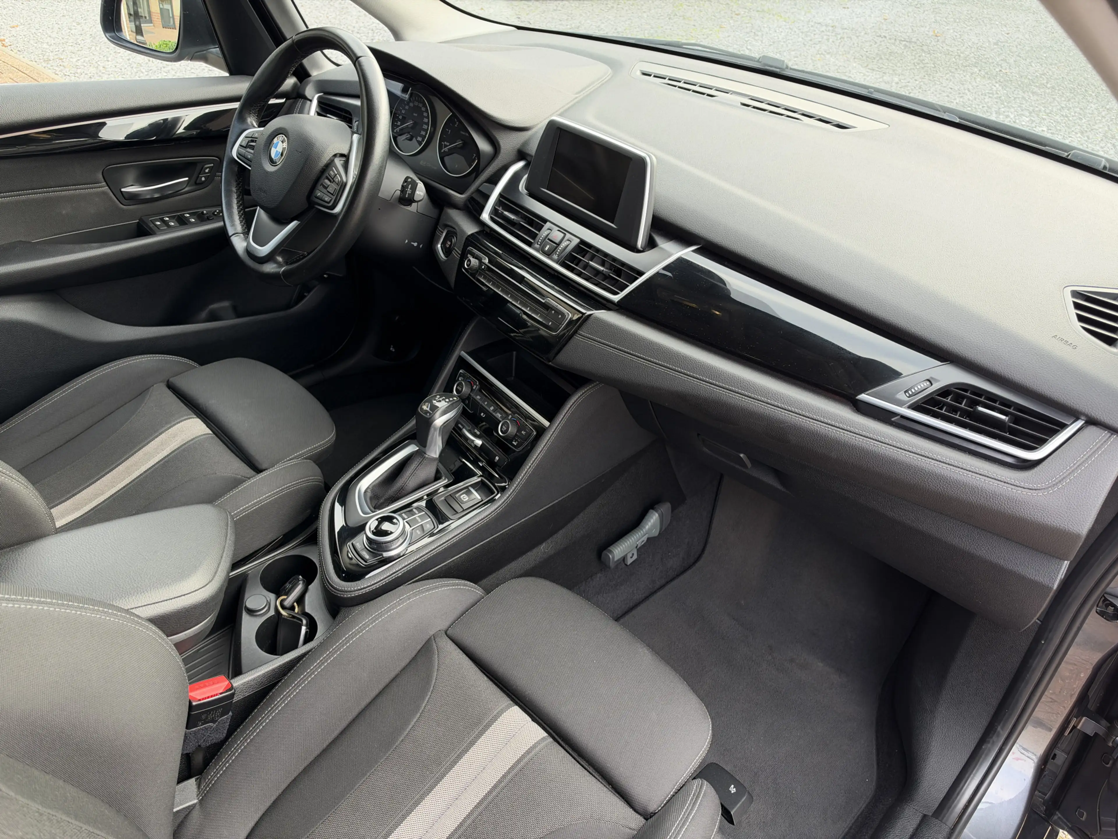 BMW 225 2-serie Active Tourer 225xe iPerformance Executive — photo 23