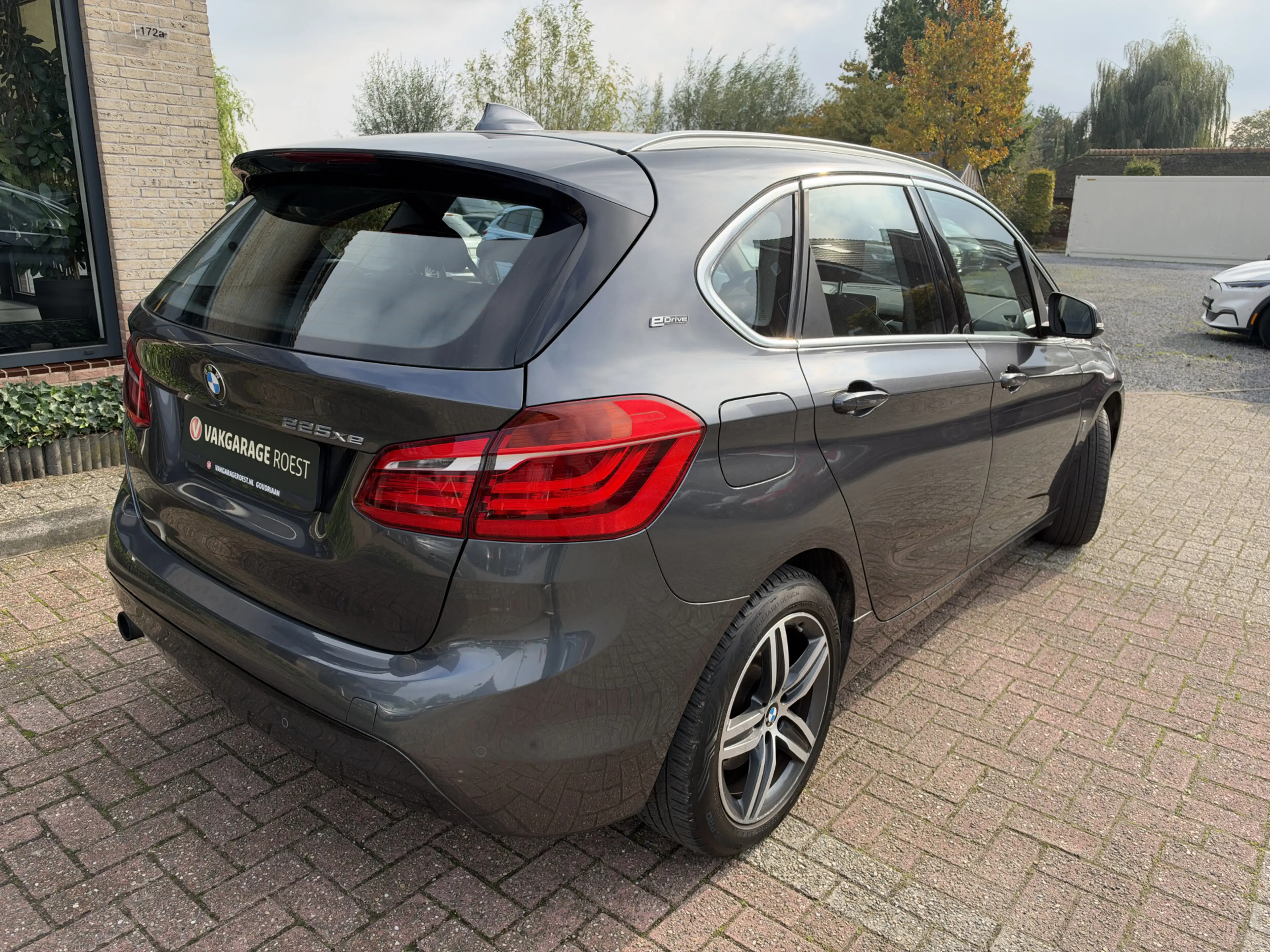 BMW 225 2-serie Active Tourer 225xe iPerformance Executive — photo 2