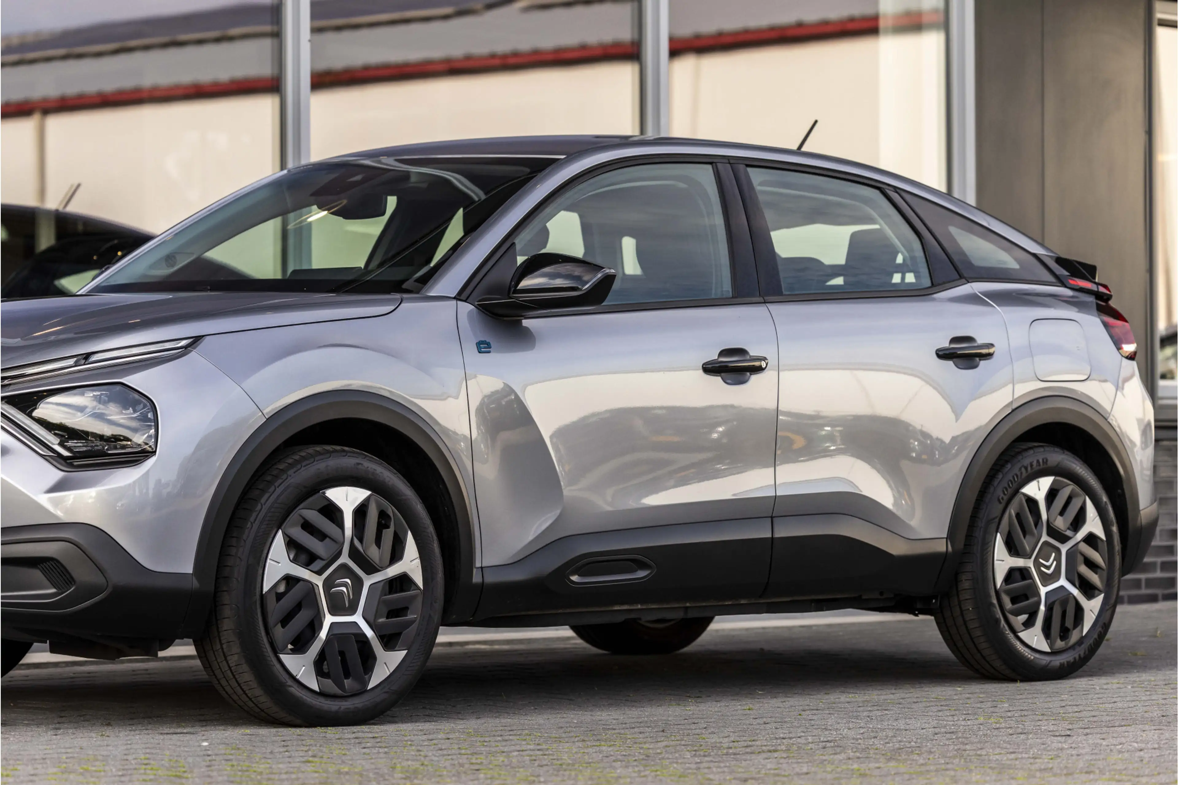 Citroen E-C4 Electric You 50 kWh | Warmtepomp | NL Auto | Carplay — photo 15
