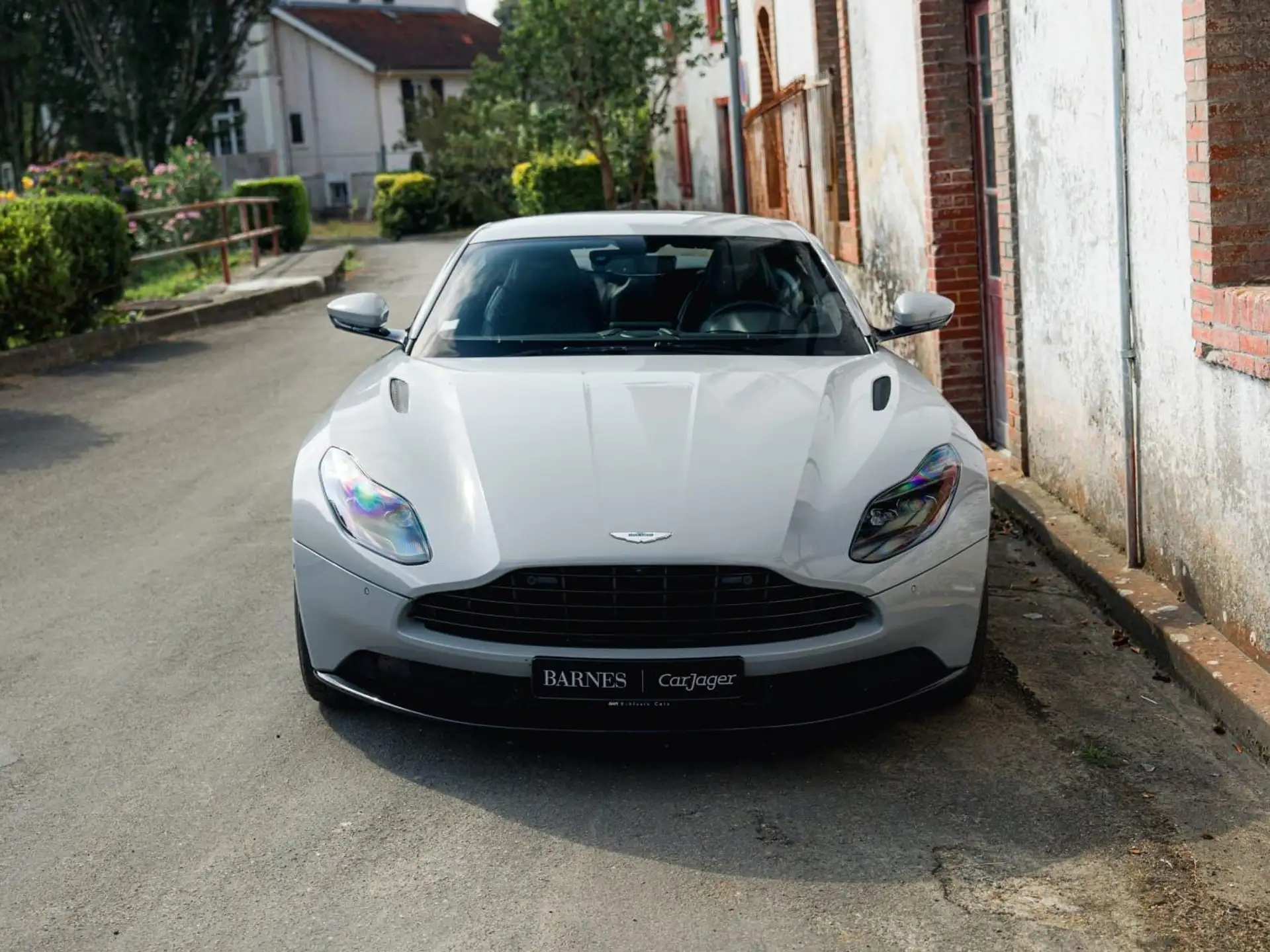 애스턴마틴 DB11 V8 2018 회색 사진 5