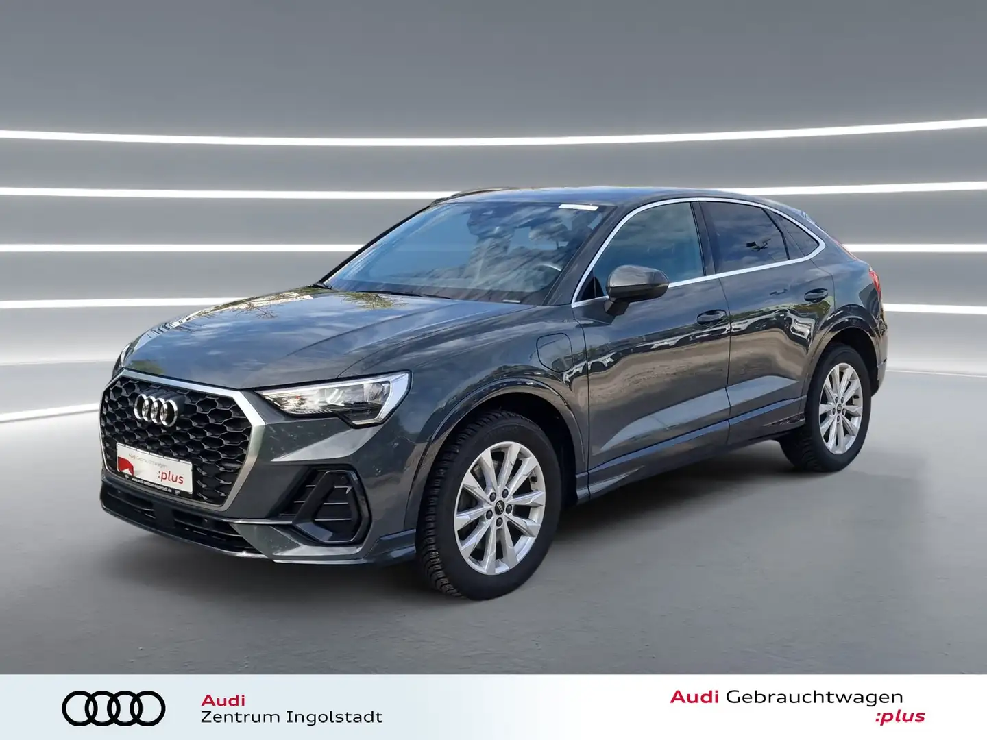 Audi Q3 Sportback 45 TFSI e NAVI AHK virtual+ Kamera Gris - 2