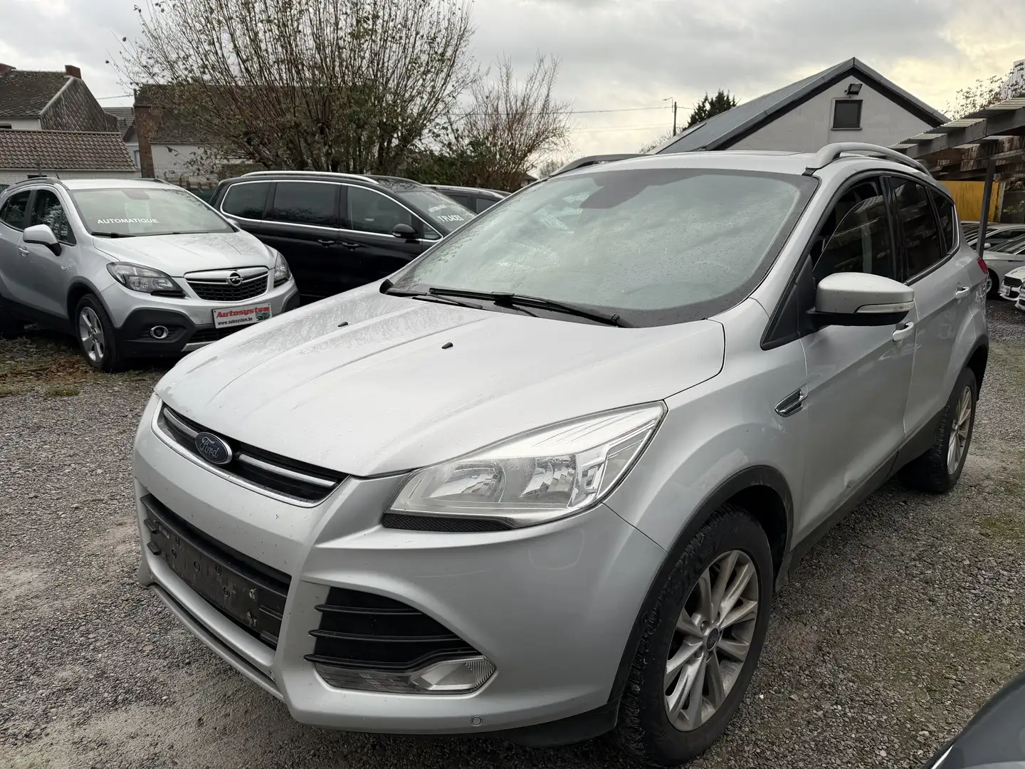 Ford Kuga Kuga 2.0 TDCi Grau - 1
