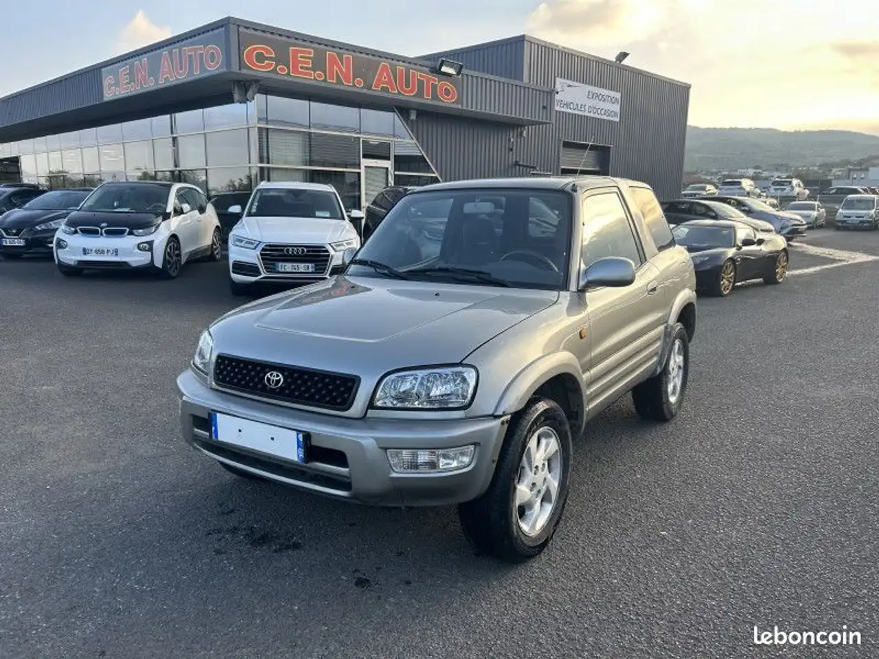 Toyota RAV 4 2.0 128CH VX 3P