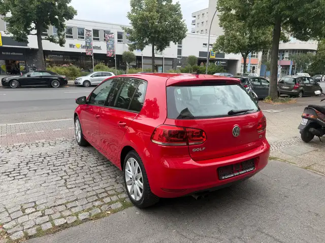 Volkswagen Golf view 6
