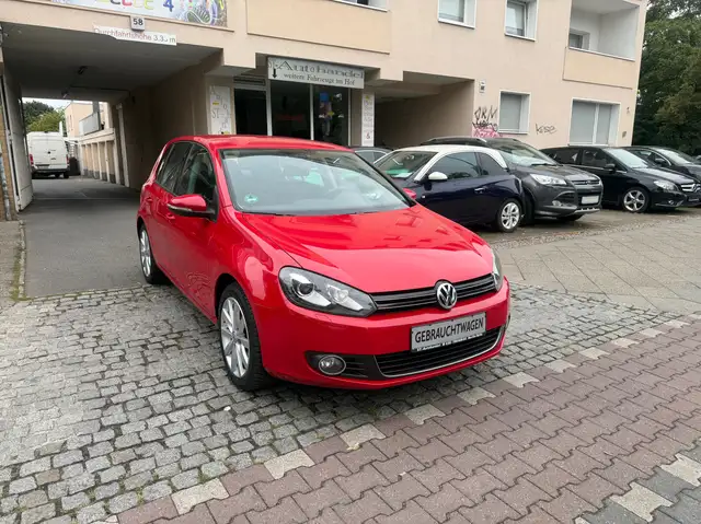 Volkswagen Golf view 3