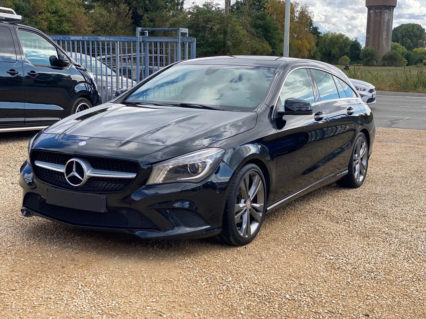 Mercedes-Benz CLA 180 CLA 180 Zwart - 1