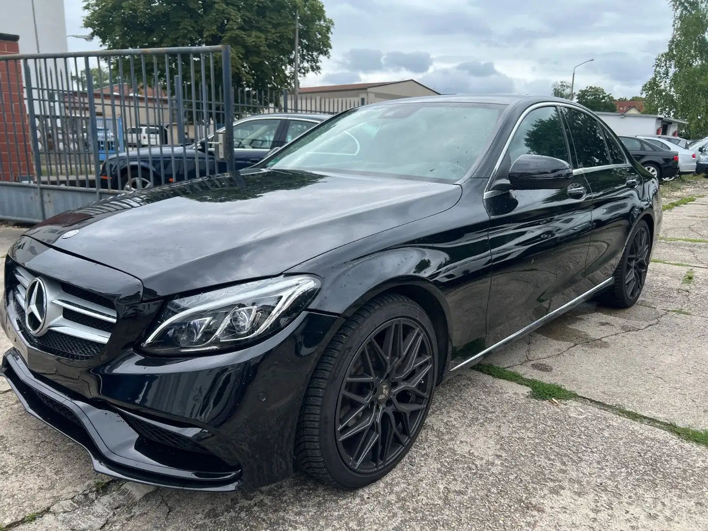 Mercedes-Benz C 180 CGI, Avantgarde, AMG Design, Kamera Чорний - 2