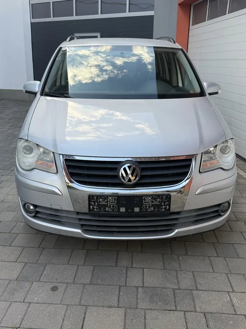 Volkswagen Touran Trendline Grau - 1