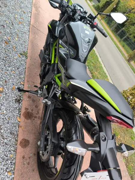 Kawasaki Z 125 - foto 6
